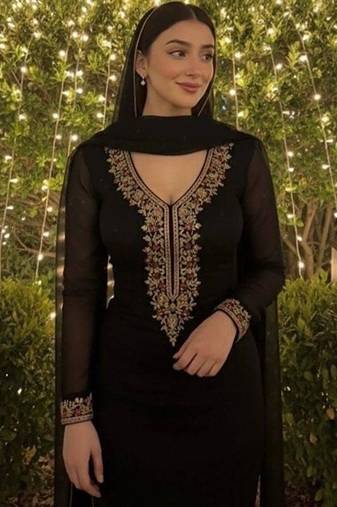 Ethnic motifs embroidered regular thread work kurta with trousers & with dupatta