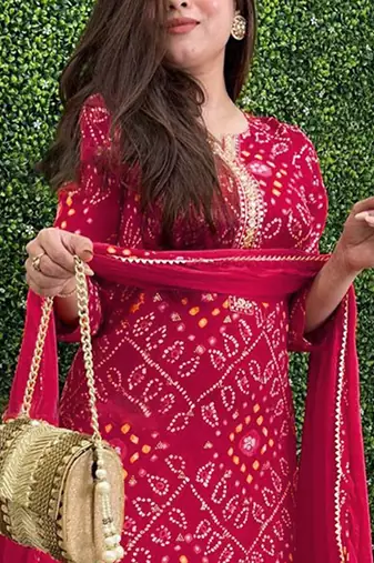 Bandhani printed sequinned straight kurta with trousers & dupatta