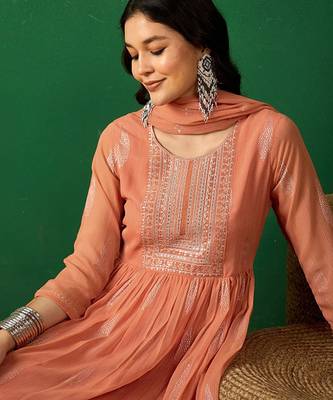 Peach floral embroidered a-line kurta with trouser & dupatta 2