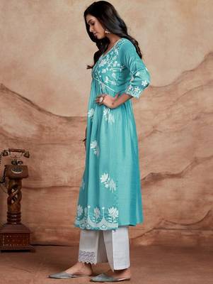 Floral embroidered chikankari summer sheers republic day republic day kurta 3