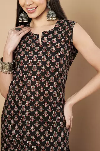 Floral printed notch neck kurta