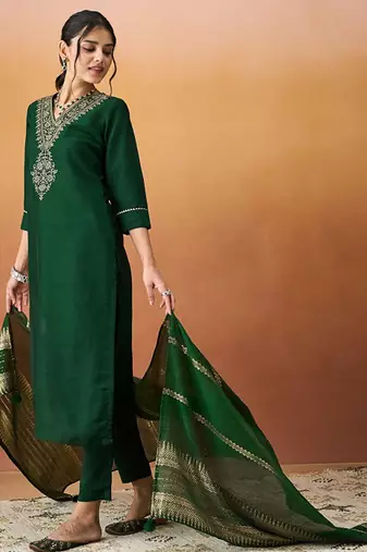 Ethnic motifs embroidered v-neck straight kurta with trousers & dupatta
