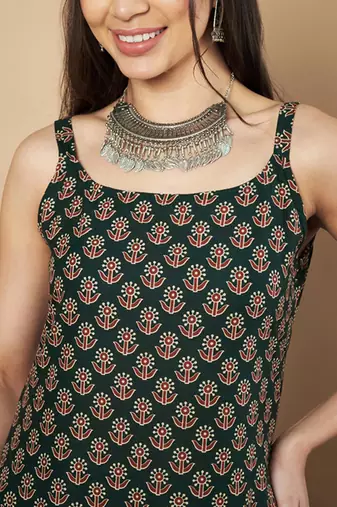 Floral printed shoulder straps boat neck cotton straight kurta