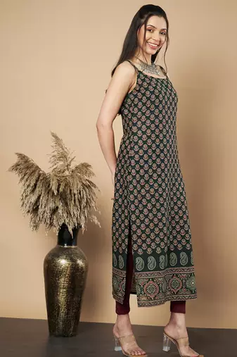 Floral printed shoulder straps boat neck cotton straight kurta