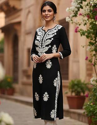 Floral embroidered notch neck chikankari straight kurta 4