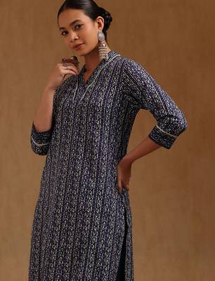 Ethnic motifs printed kurta 4