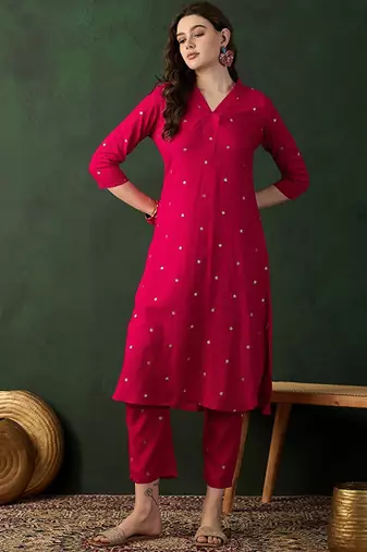 Pink floral printed v-neck straight kurta with trousers