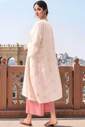 Floral printed v-neck three-quarter sleeves a-line kurta with palazzos