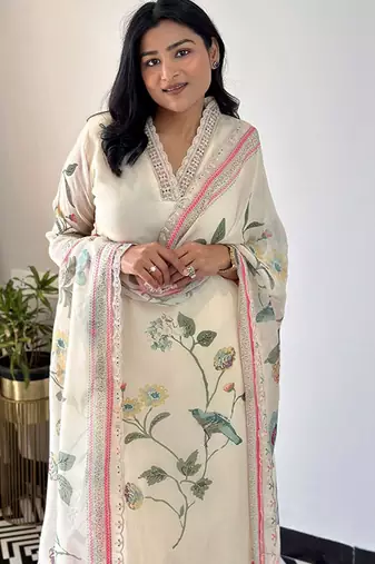 Floral printed thread work kurta with trouser & dupatta