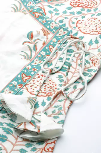 White & peach-coloured ethnic motifs printed pure cotton kurta