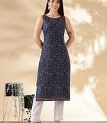 Navy blue geometric printed boat neck straight kurta