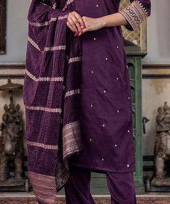 Ethnic motifs embroidered regular kurta with trousers & with dupatta 3