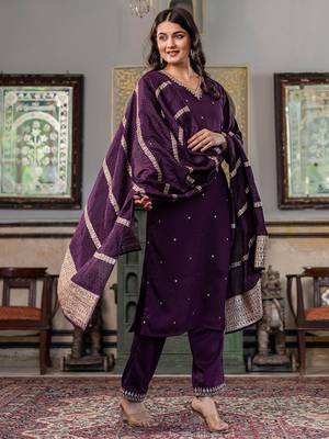Ethnic motifs embroidered regular kurta with trousers & with dupatta 4