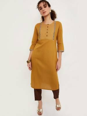 Striped thread work straight kurta 1