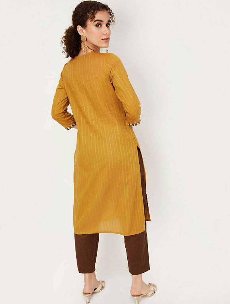 Striped thread work straight kurta