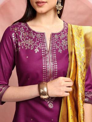 Magenta & yellow ethnic motifs printed straight kurta & palazzos with dupatta 2
