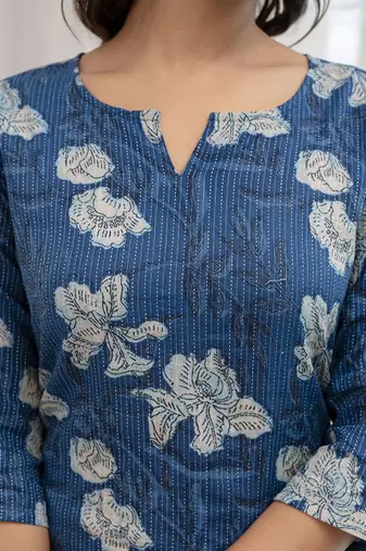 Floral dyed sequinned kurta