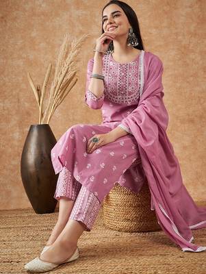Floral printed pure cotton kurta with trousers & dupatta 1