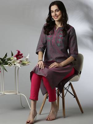 Floral embroidered thread work kurta 1