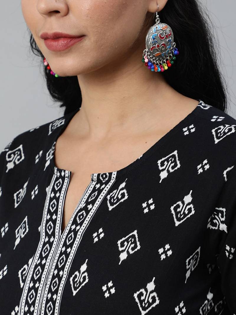 Black ethnic motifs printed cotton kurta