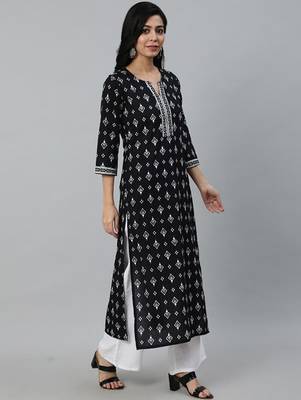 Black ethnic motifs printed cotton kurta 3