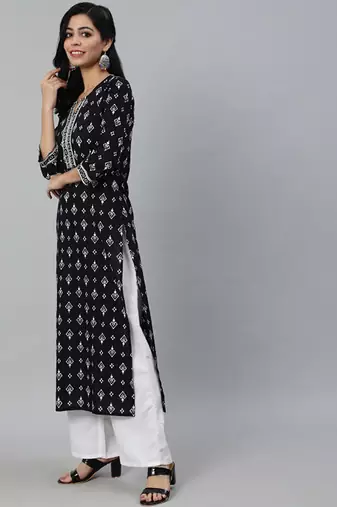 Black ethnic motifs printed cotton kurta