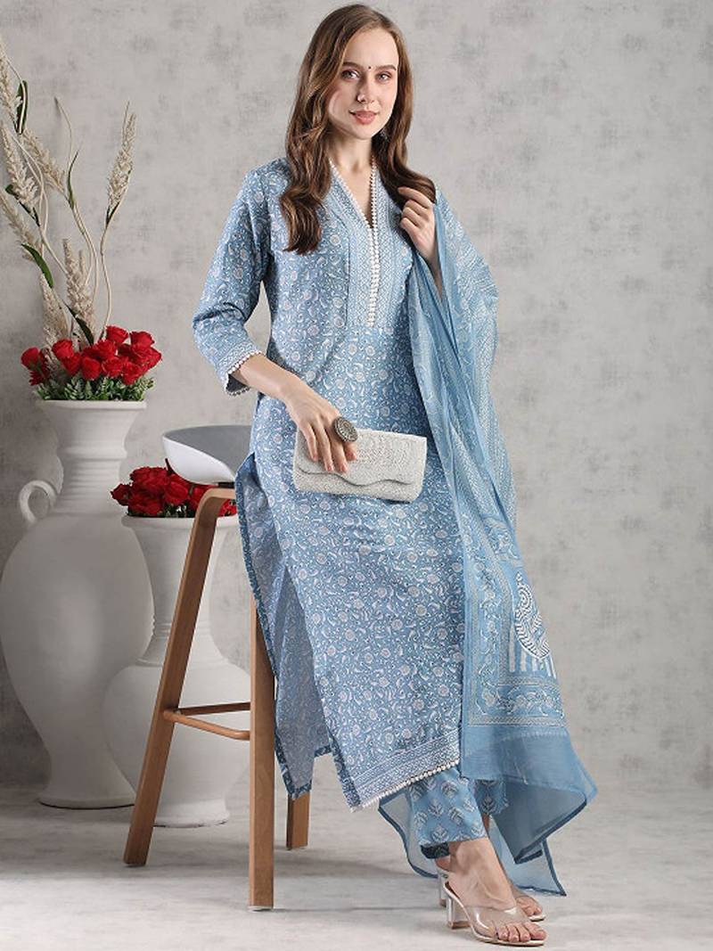 Floral printed v-neck three-quarter sleeves kurta with trouser with dupatta