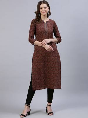 Maroon & navy blue ethnic motifs printed straight kurta 1