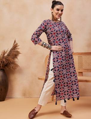 Navy blue ethnic motifs printed cotton straight kurta 2