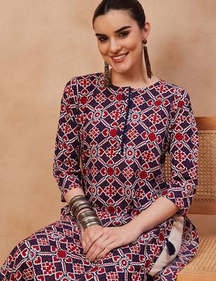 Navy blue ethnic motifs printed cotton straight kurta 3