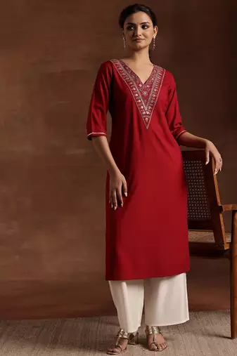 Yoke design thread work kurta