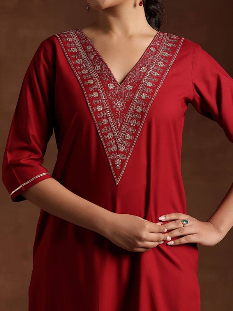 Yoke design thread work kurta