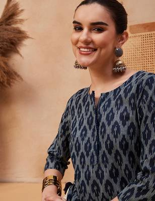 Navy blue ethnic motifs printed cotton straight kurta 3