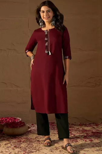 Ethnic motifs embroidered thread work kurta