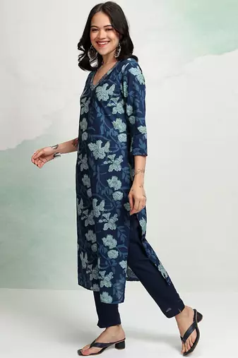 Floral printed v-neck cotton straight kurta