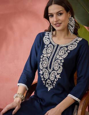 Embroidered straight chickenkari kurta 2