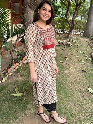 Floral printed cotton straight kurta 3