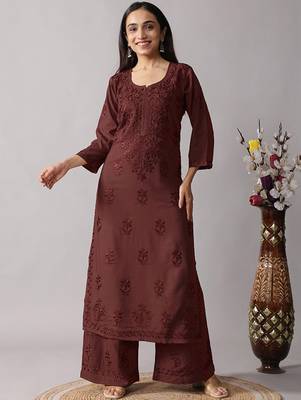 Floral embroidered chikankari notch neck straight kurta with palazzos 1