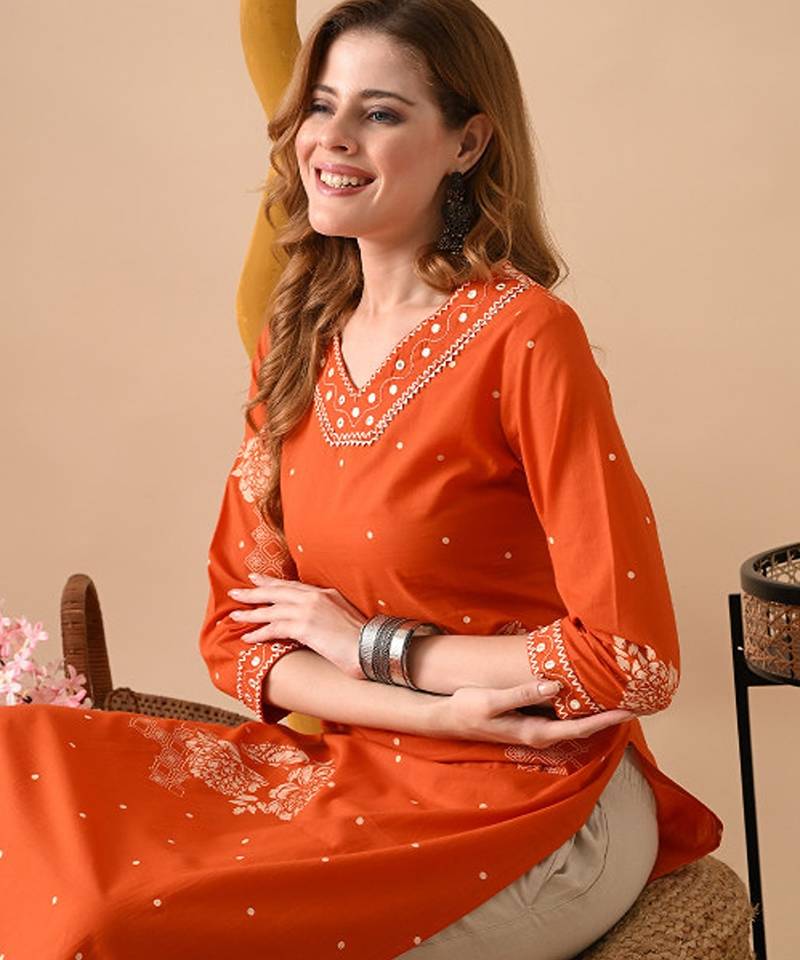 Floral printed v-neck regular sleeves kurta