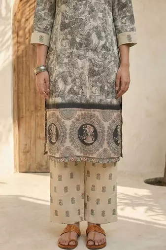 Floral printed regular top with trousers