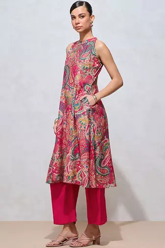 Printed kurta with pyjamas