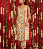 Floral printed v-neck straight pure cotton kurta with trousers