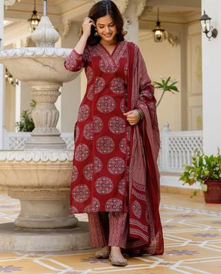 Printed regular mirror work pure cotton kurta with palazzos & with dupatta 3