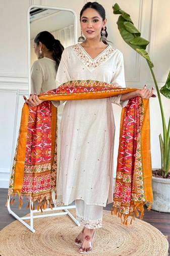 Ethnic motifs embroidered pure cotton kurta with trousers & dupatta