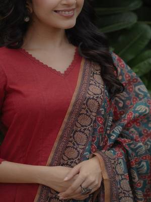Panelled pure cotton kurta with trousers & with dupatta 2