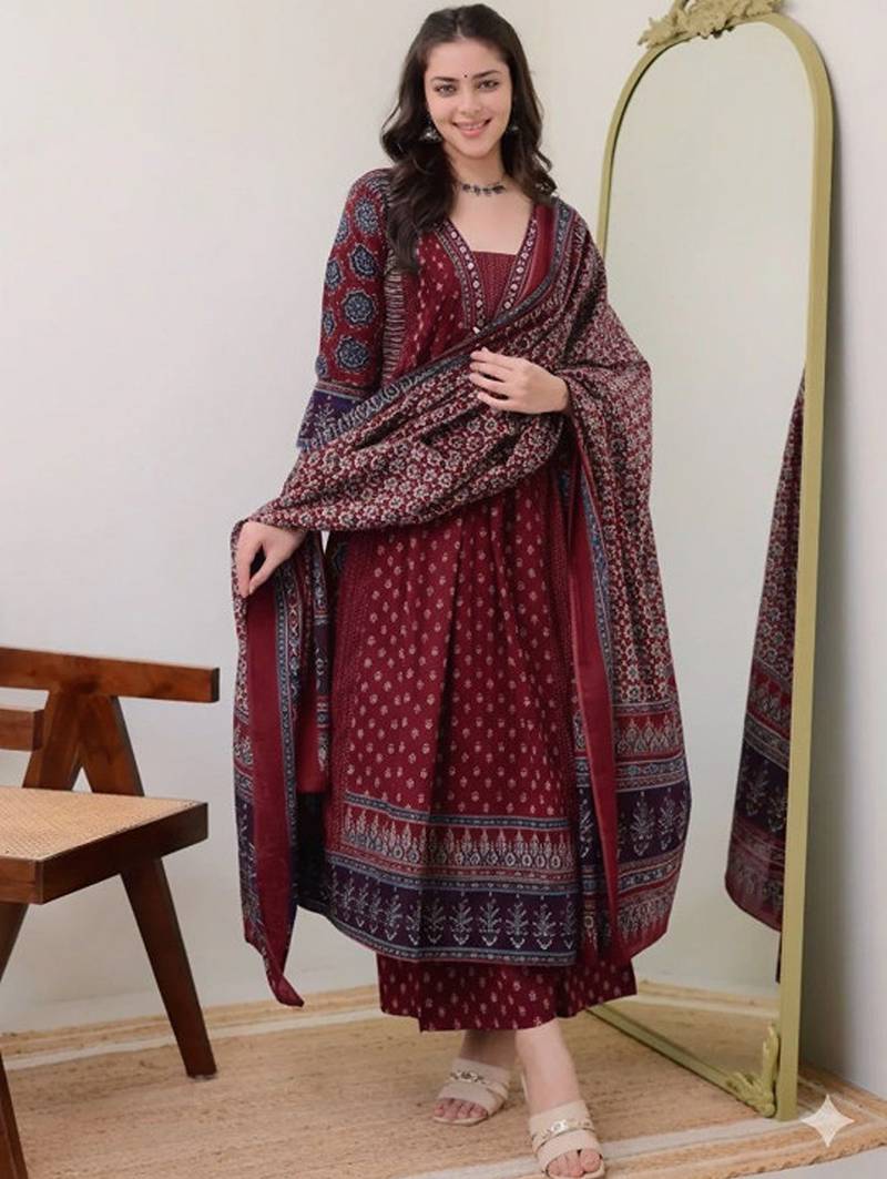 Floral printed square neck anarkali kurta with palazzos & dupatta