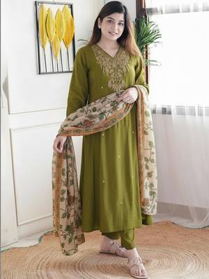 Ethnic motifs embroidered regular thread work pure cotton kurta with trousers & with dupatta 1