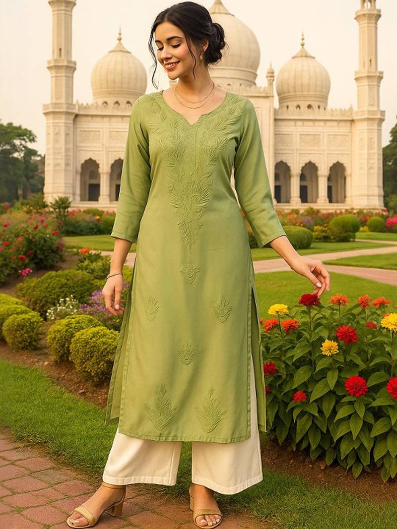 Floral embroidered chikankari kurta