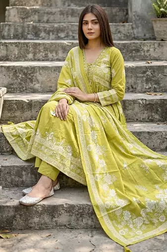 Beautiful jaipuri an anarkali neon mehandi green kurti set of mul cotton.