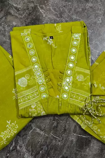 Beautiful jaipuri an anarkali neon mehandi green kurti set of mul cotton.